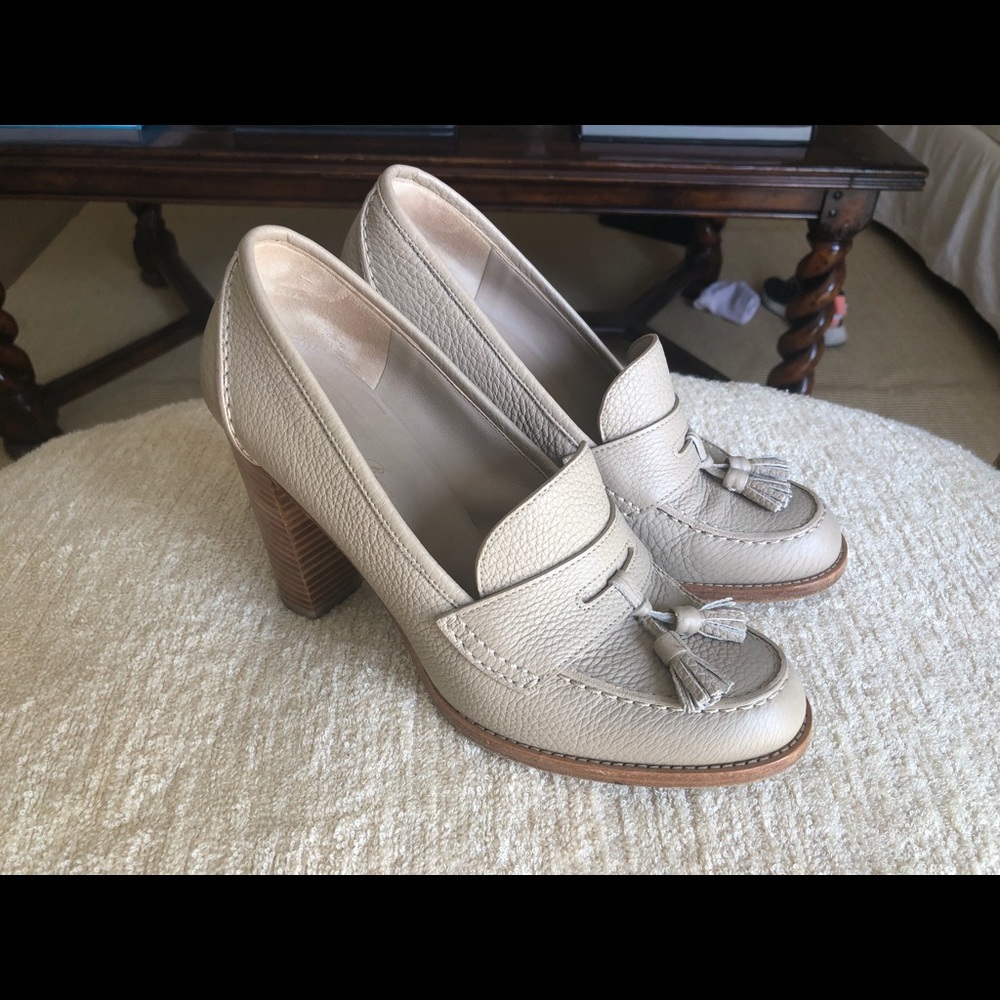 Lora Piano Pumps